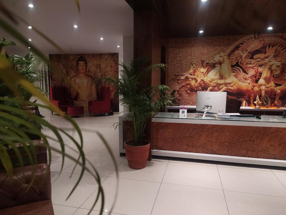 ג'איפור Rajlaxmi Hotel - Free Airport Pickup And Drop מראה חיצוני תמונה